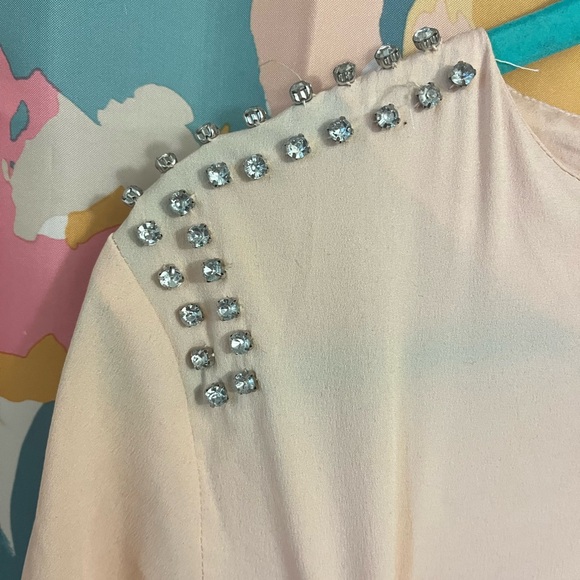 Peach blouse with shoulder detail - Picture 2 of 2